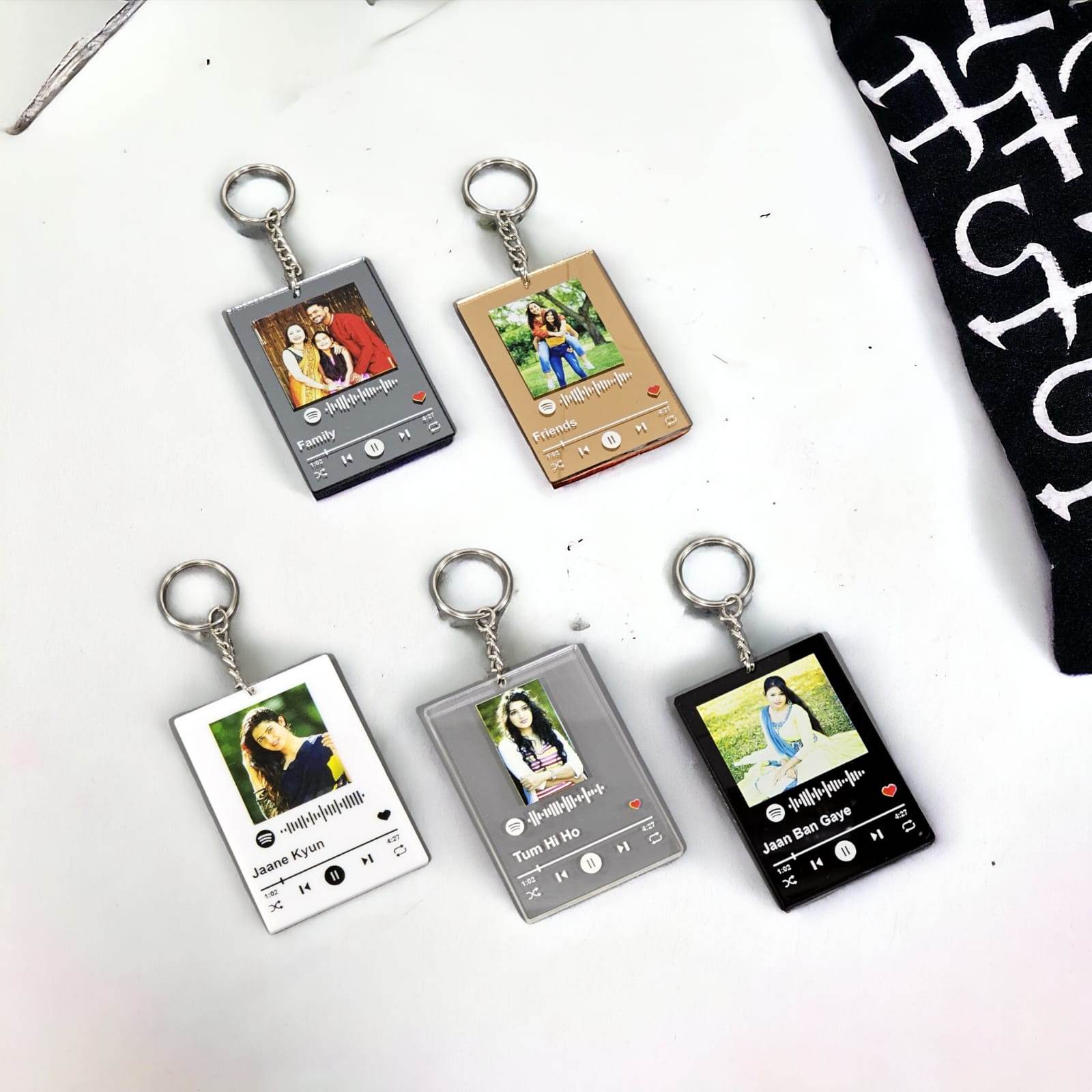 Customized Spotify keychain | Spotify Song Keychain | Gift for Him | Birthday Gift | Anniversary Gift | Best Gift for her | Memorable Gift Keychain | - BBD GIFTS