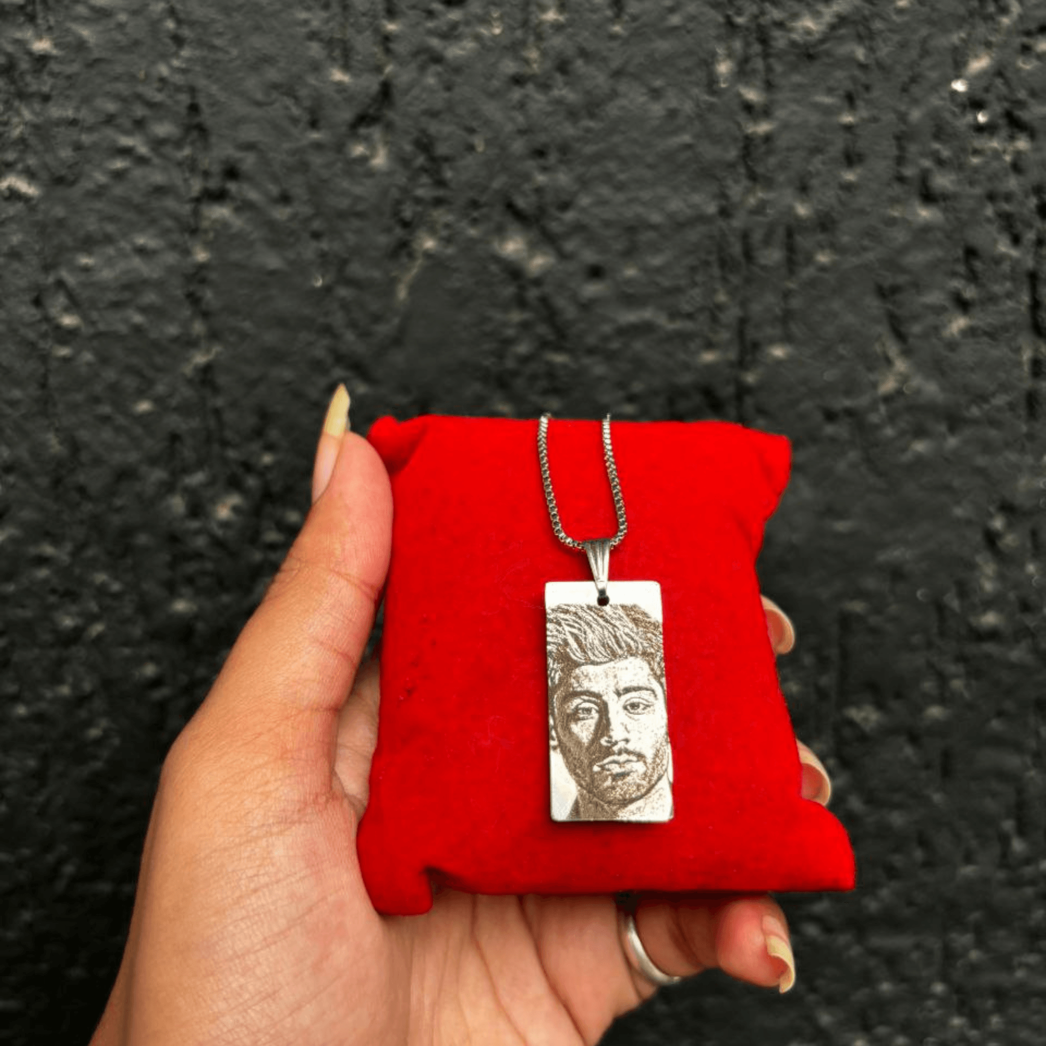 Customized Special Eye pandent | customised gifts for birthday ,anniversaries ,special occasions - BBD GIFTS