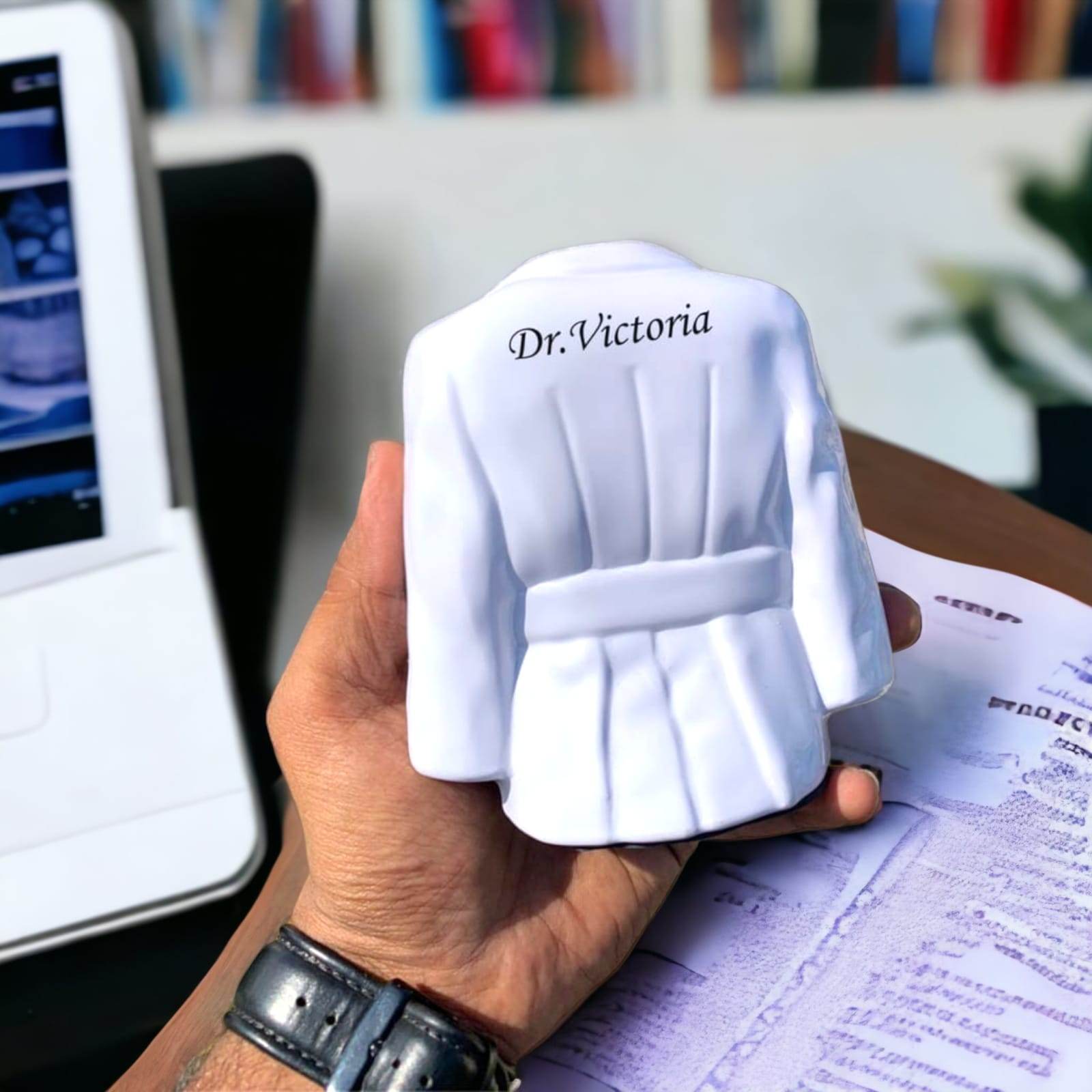 PERSONALIZED DOCTOR PEN STAND - BBD GIFTS
