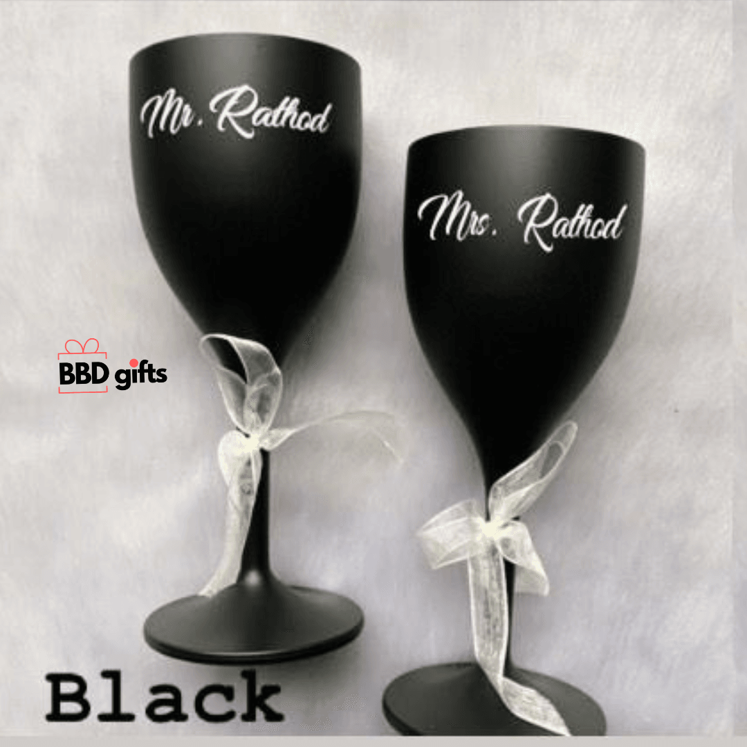Customized Couple Wine Glasses | Wedding accesories | Wine glasses for couple | Best wine glasses - BBD GIFTS