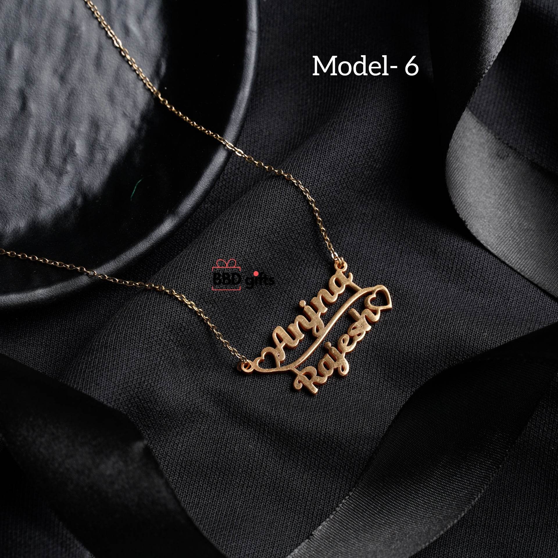Customized name pendants - BBD GIFTS