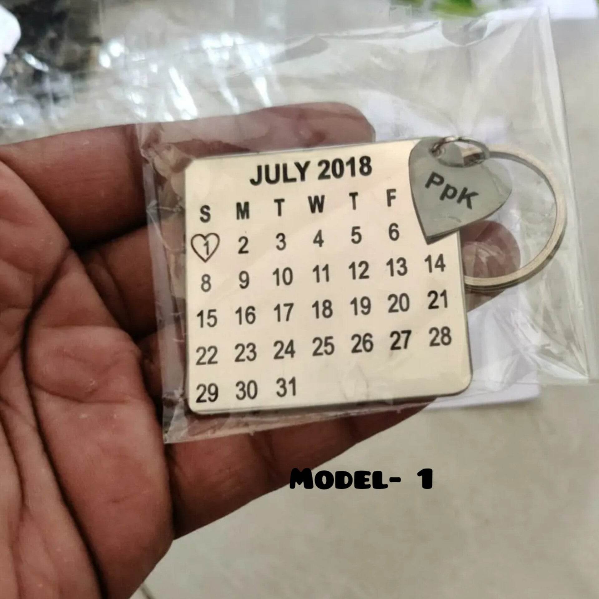 Valentine's day Calendar | Keychain | Love Calendar | Gift for Him/Her - BBD GIFTS