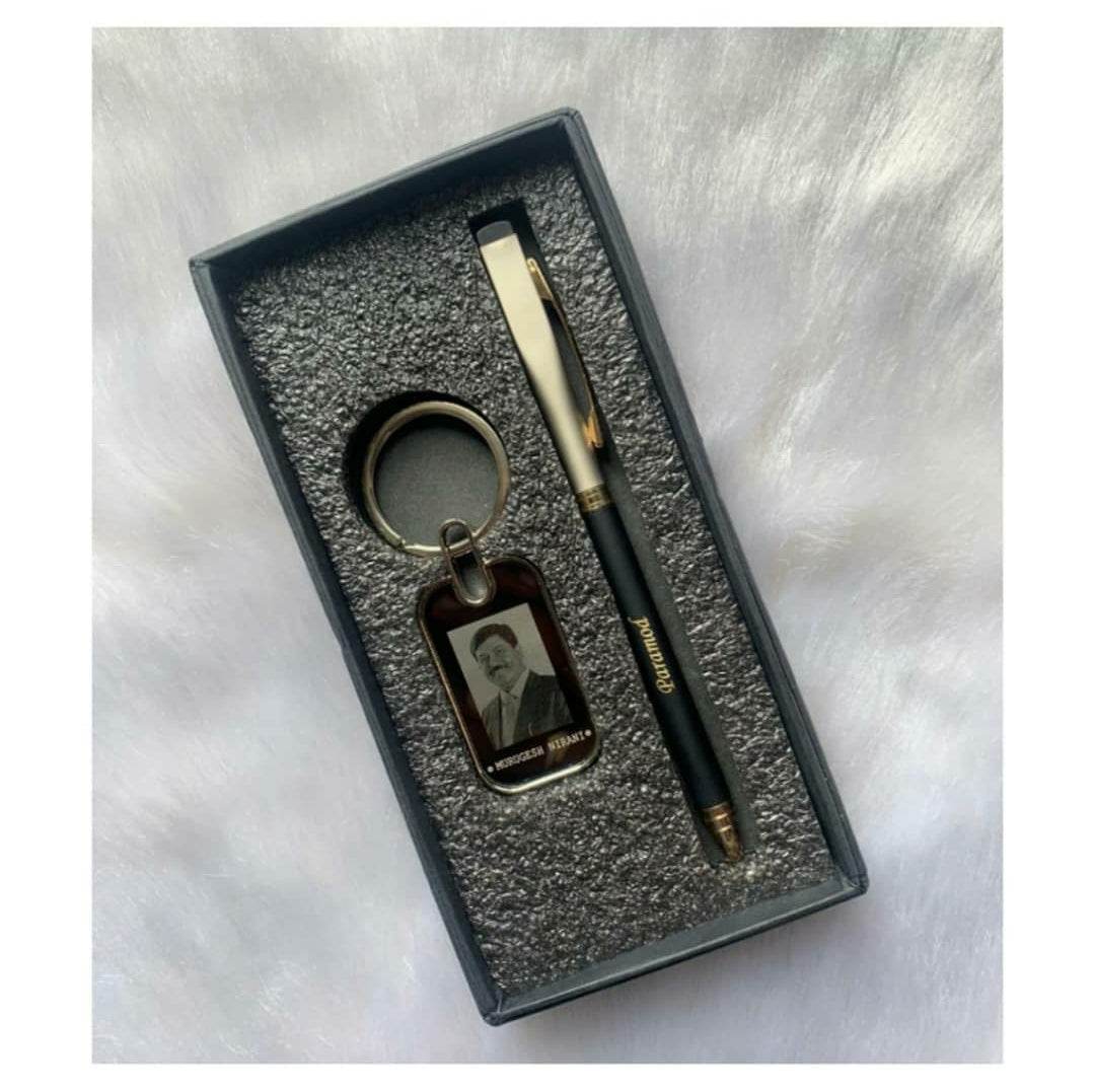 Gold Flake Pen And Keychain Combo | Best Pen And Keychain Combo - BBD GIFTS