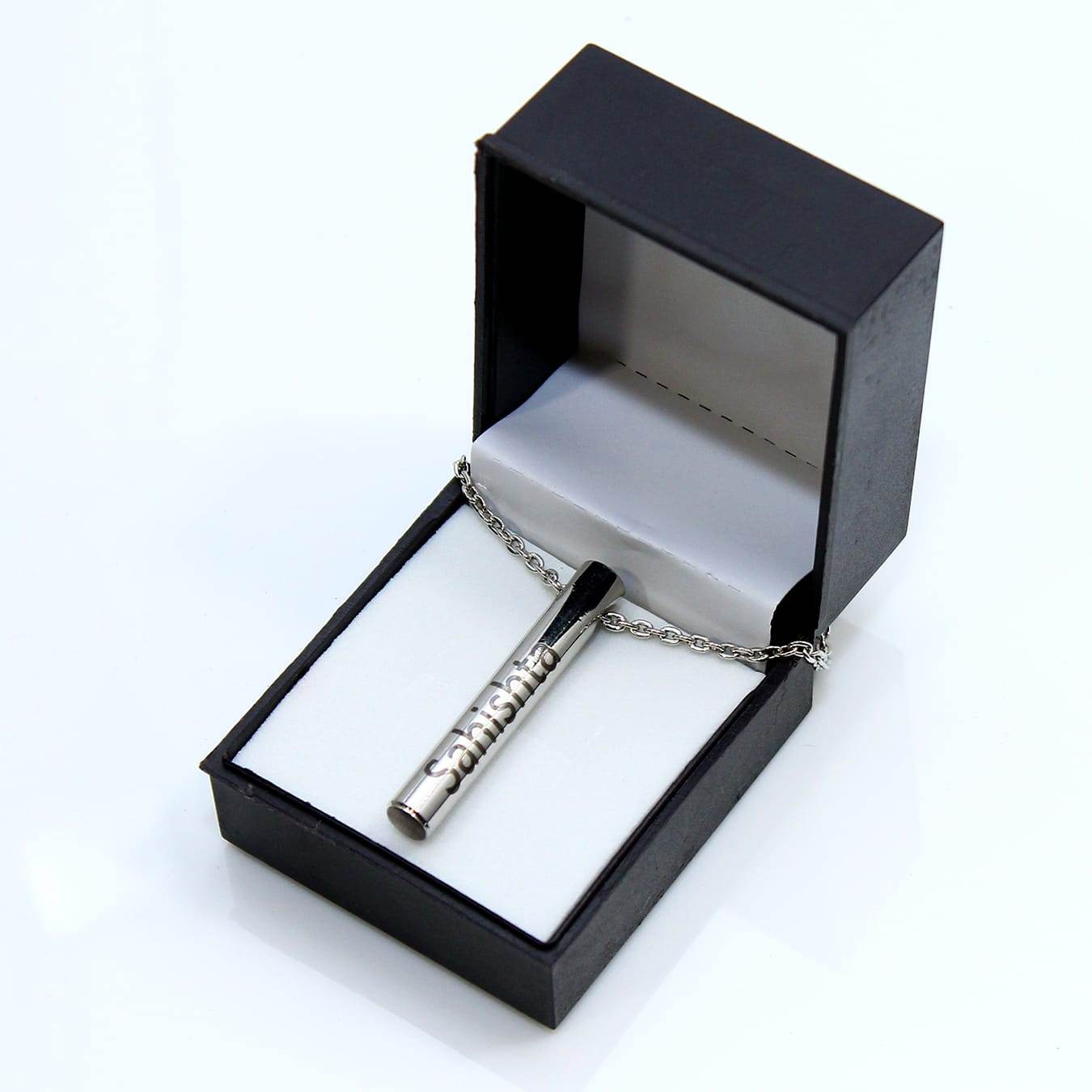 Round Bar Name Pendant - BBD GIFTS