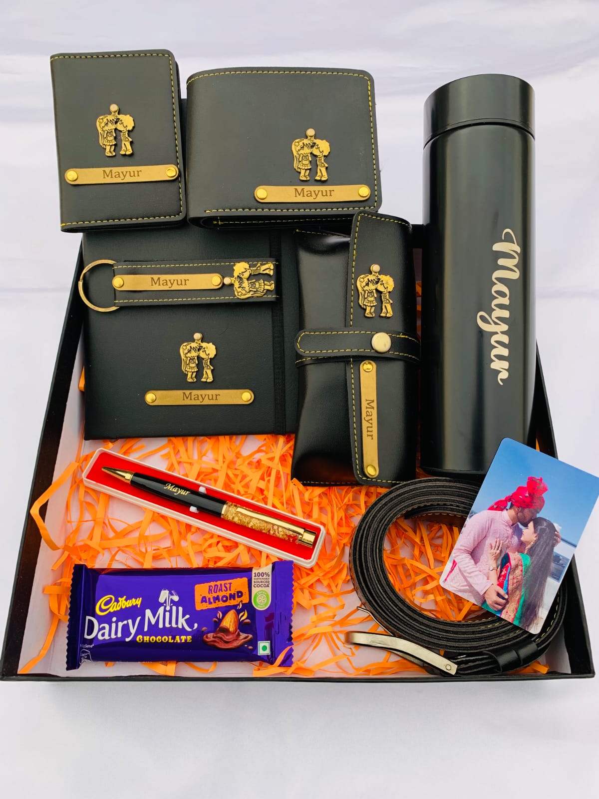 Customized gift hamper for him | Gift for him | Chocolate love | Uniqu –  BBD GIFTS