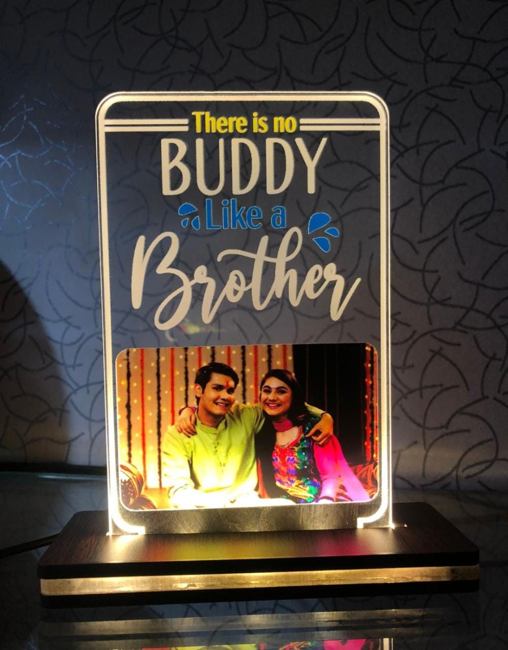 Amazon.com: I Love My Brother He is Simply Amazing and I Just Couldn. Scent  Candle, Brother Present from Brother, Beautiful for Big Brother,  Brotherhood Gifts, Sibling Love Gifts, Gifts for Your Brother,