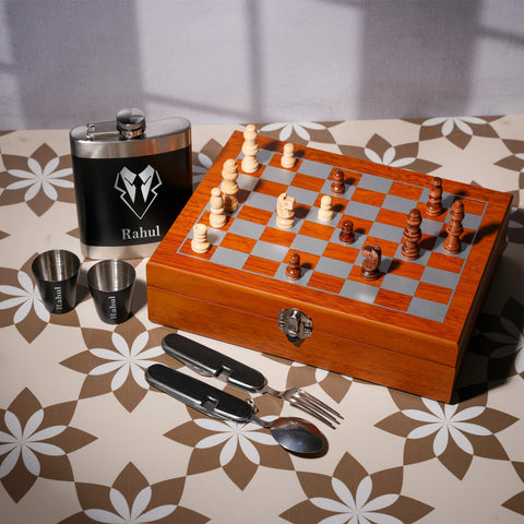 Portable chess trunk box with hip flask