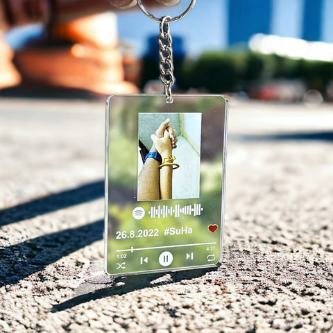 Customized Spotify keychain | Spotify Song Keychain | Gift for Him | Birthday Gift | Anniversary Gift | Best Gift for her | Memorable Gift Keychain |