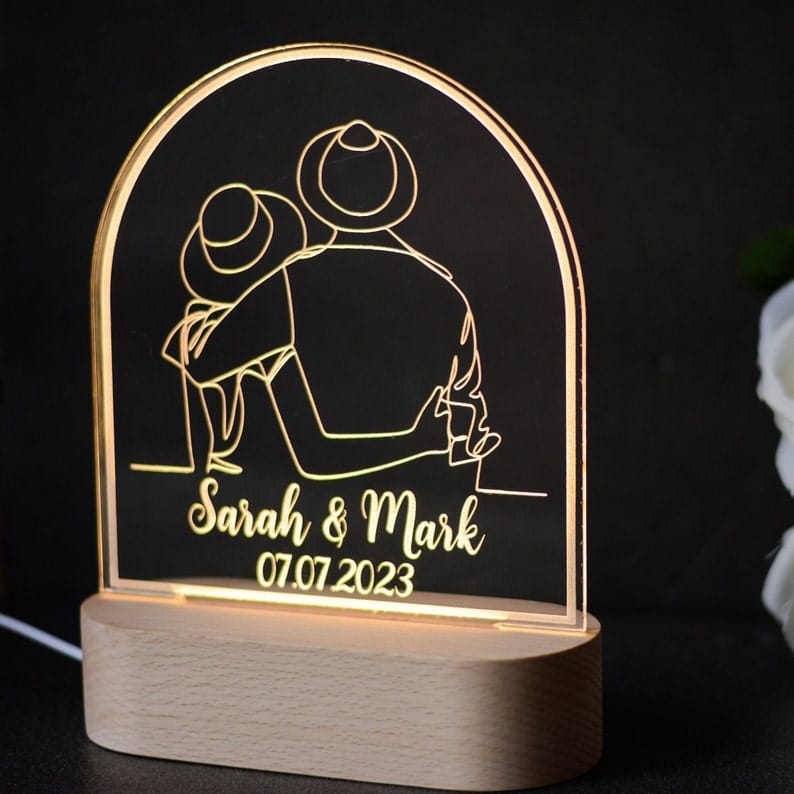 Customized Couple Night Light and Wedding Acrylic LED Lamp for Perfect Valentine's Gift - BBD GIFTS