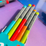 बच्चों के लिए अनुकूलित पेंसिल