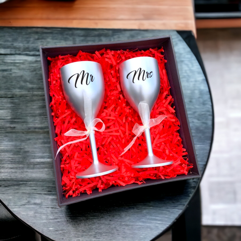 Customized Couple Wine Glasses | Wedding accesories | Wine glasses for couple | Best wine glasses