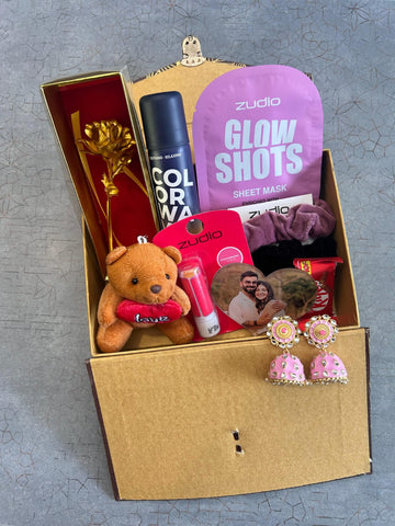 Valentine's Women's Hamper 2.0 - Personalized Gift Box for Her