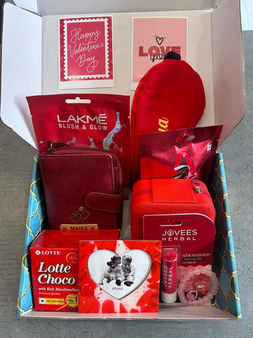 Personalized Valentine's Women's Hamper | Custom Gift Box | Gift for her