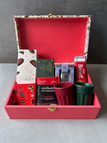 Christmas Hamper 3.0: Festive Gift Box with Smoor & Biscoff Treats