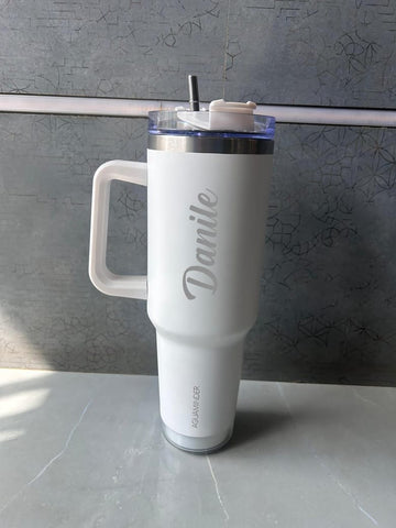 Personalized Smart Hydration Bottle with App & Reminders