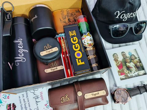 Personalized 15-in-1 Hamper for Him | Custom Sketch Wallet Gift