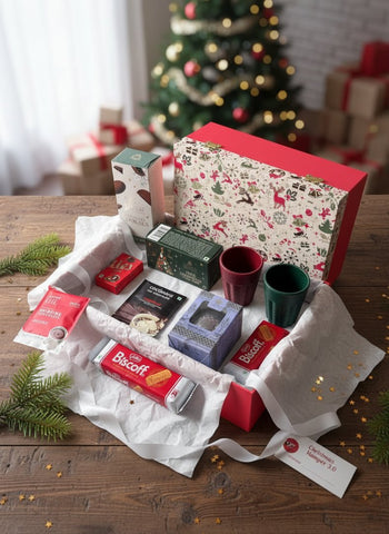 Christmas Hamper 3.0: Festive Gift Box with Smoor & Biscoff Treats