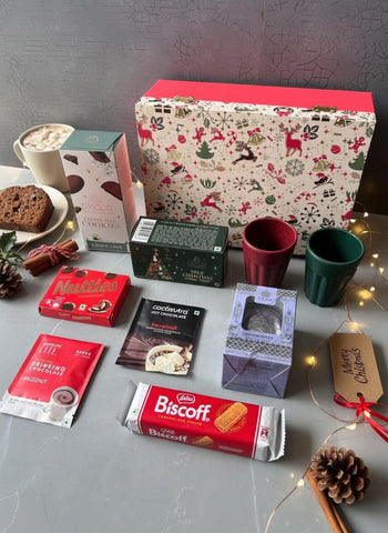 Christmas Hamper 3.0: Festive Gift Box with Smoor & Biscoff Treats