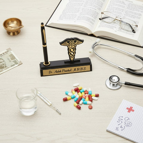 Personalized Doctor Pen Stand & Desk Nameplate - Custom Doctor Gift