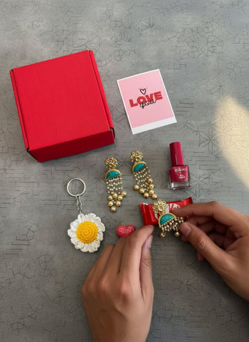 Valentine's Day Gift Hamper for Her | Women's Special Box