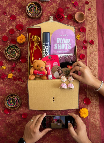 Valentine's Women's Hamper 2.0 - Personalized Gift Box for Her