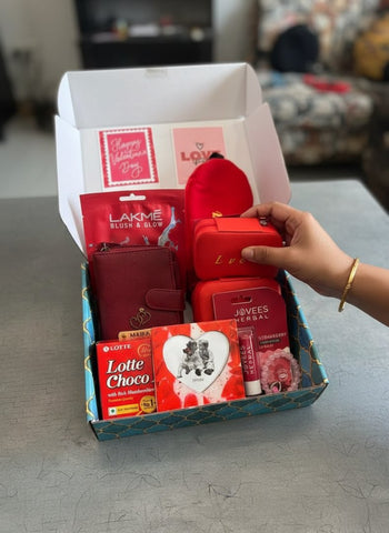 Personalized Valentine's Women's Hamper | Custom Gift Box | Gift for her
