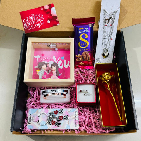 Valentine's Day Surprise Gift Hamper for Couples