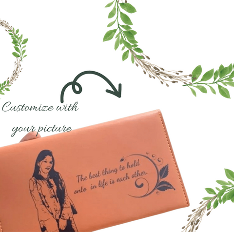 Customized printed minimal clutch