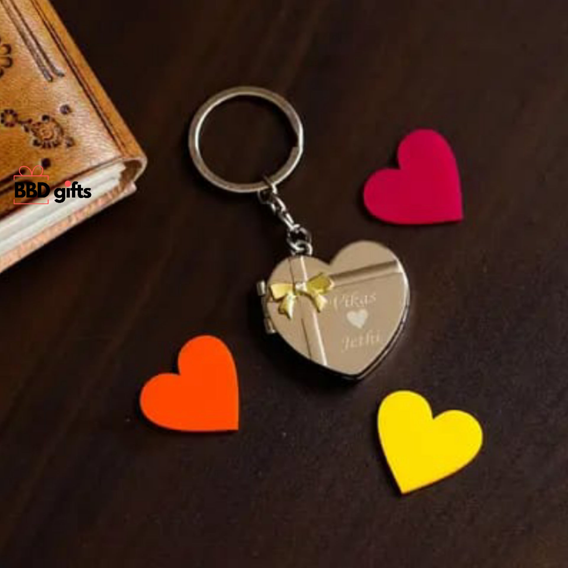 Heart shape name keychain 