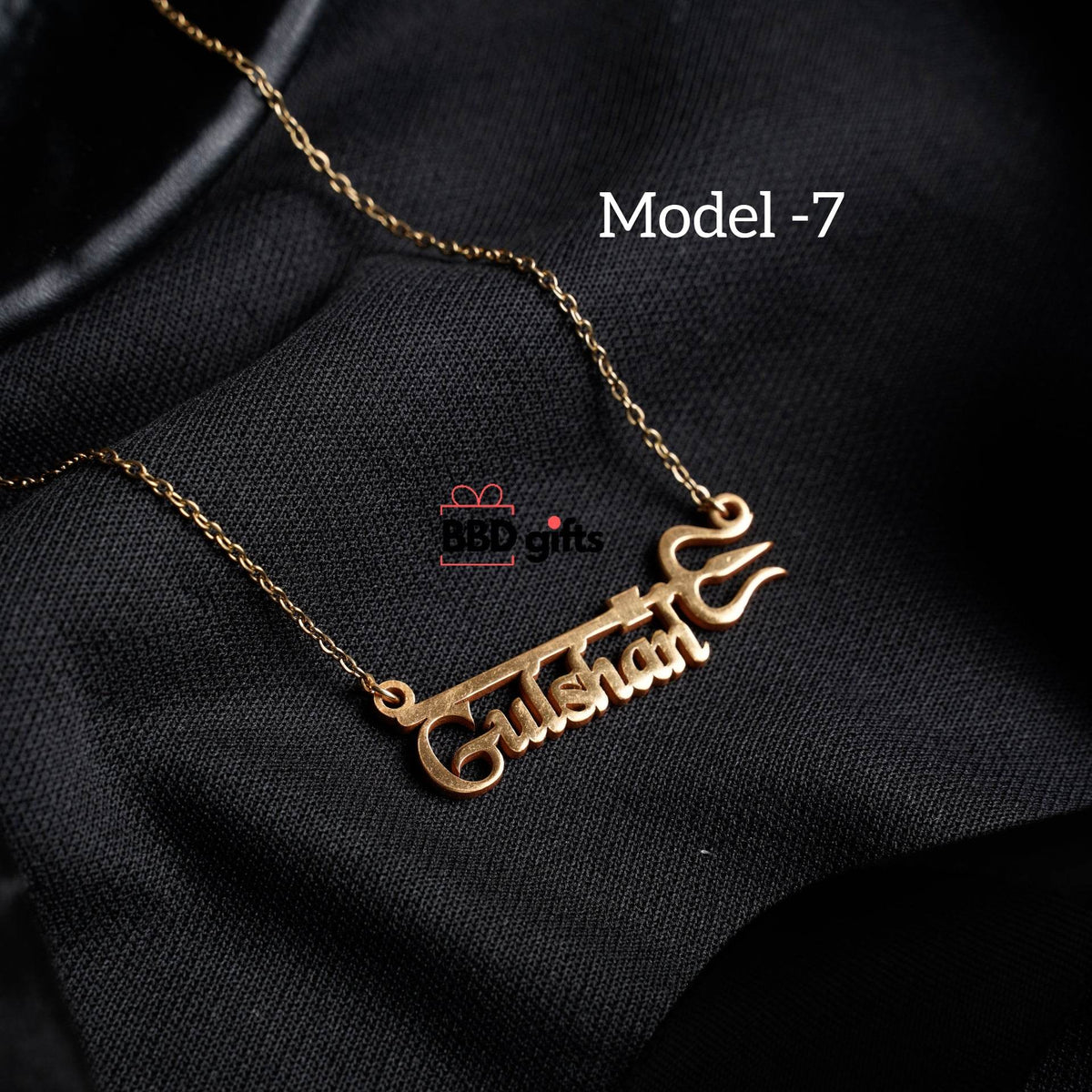 Customized name pendants - BBD GIFTS