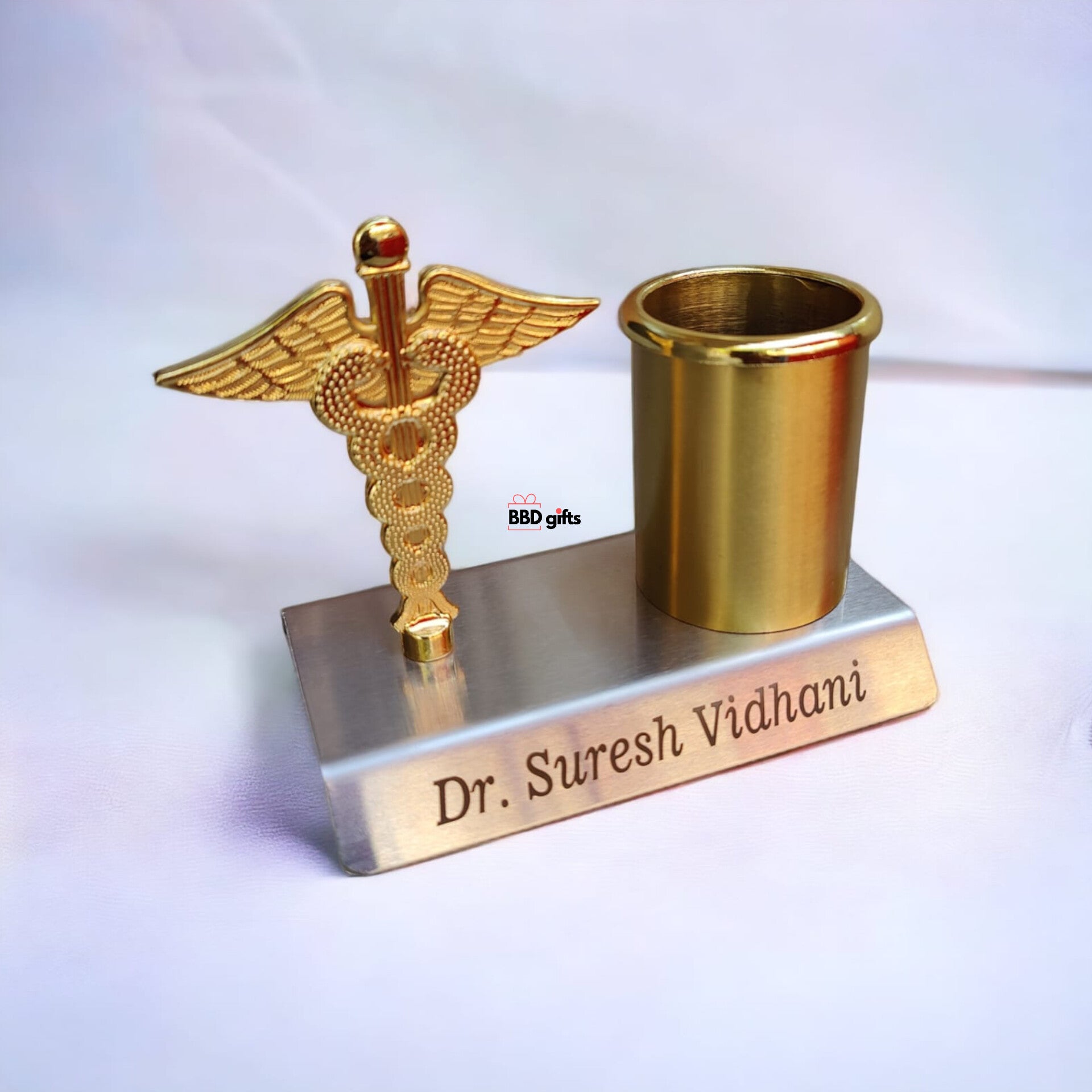 Best Gift For Doctors  Personalized Desk Name Plate For Doctors   Corporate Gifts  Personalized Gifts For Doctors  VivaGifts
