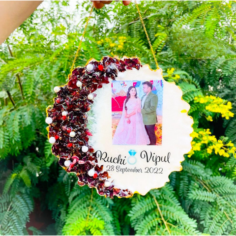 Customized Resin Zigzag Round Wall Hanging Frame | Custom made wall decors | Customized wall decors | Wall hanging frames | Wall hangings under 1500 rs - BBD GIFTS